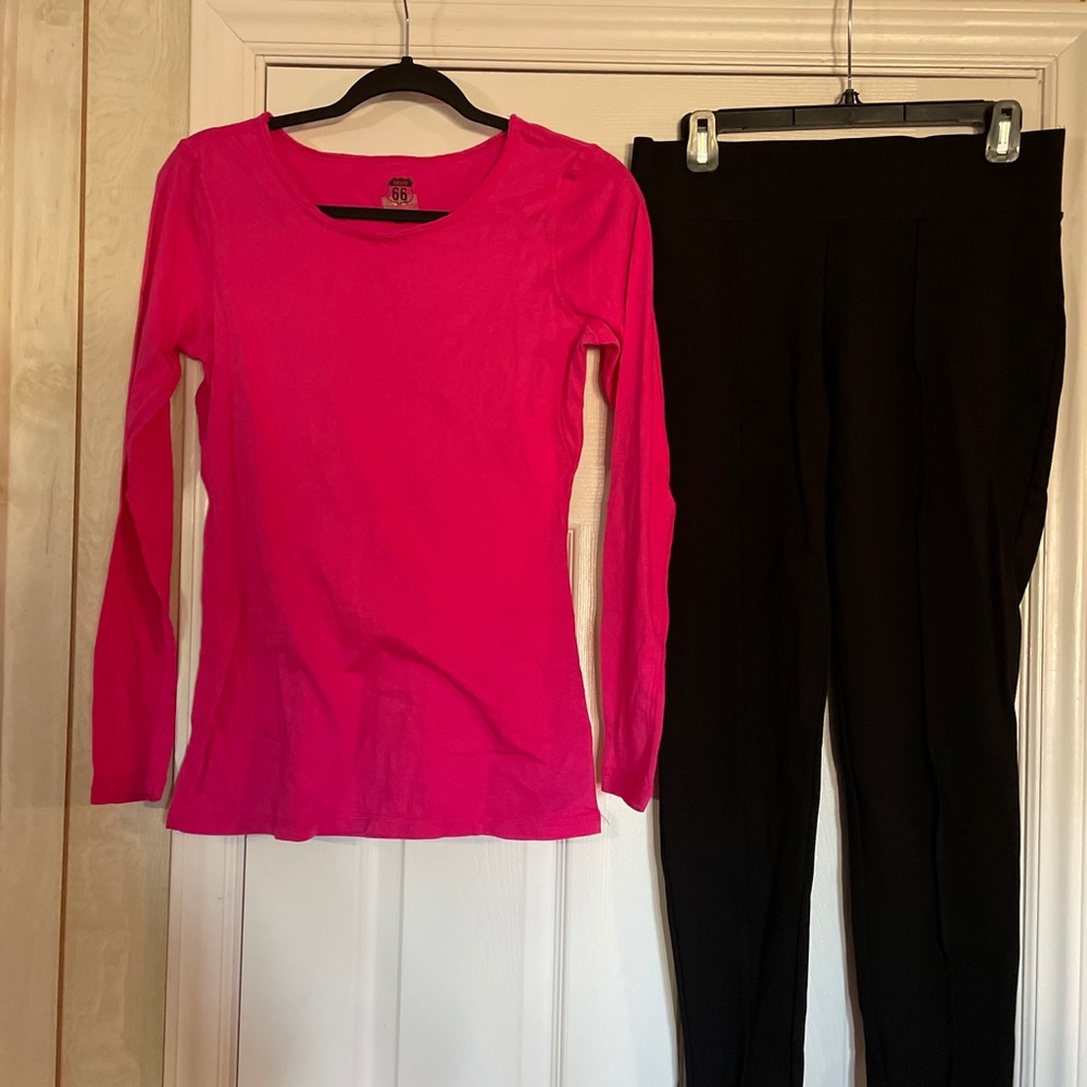 Seven black leggings and Pink Route 66 top